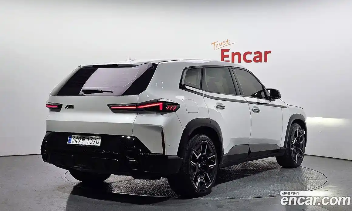 BMW XM 2024 4.4 Автомат в Москве № 154629, фото 8