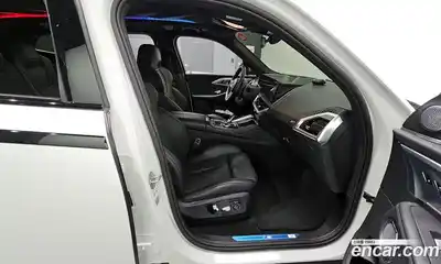 BMW XM 2024 4.4 Автомат в Москве № 154629, миниатюра 9