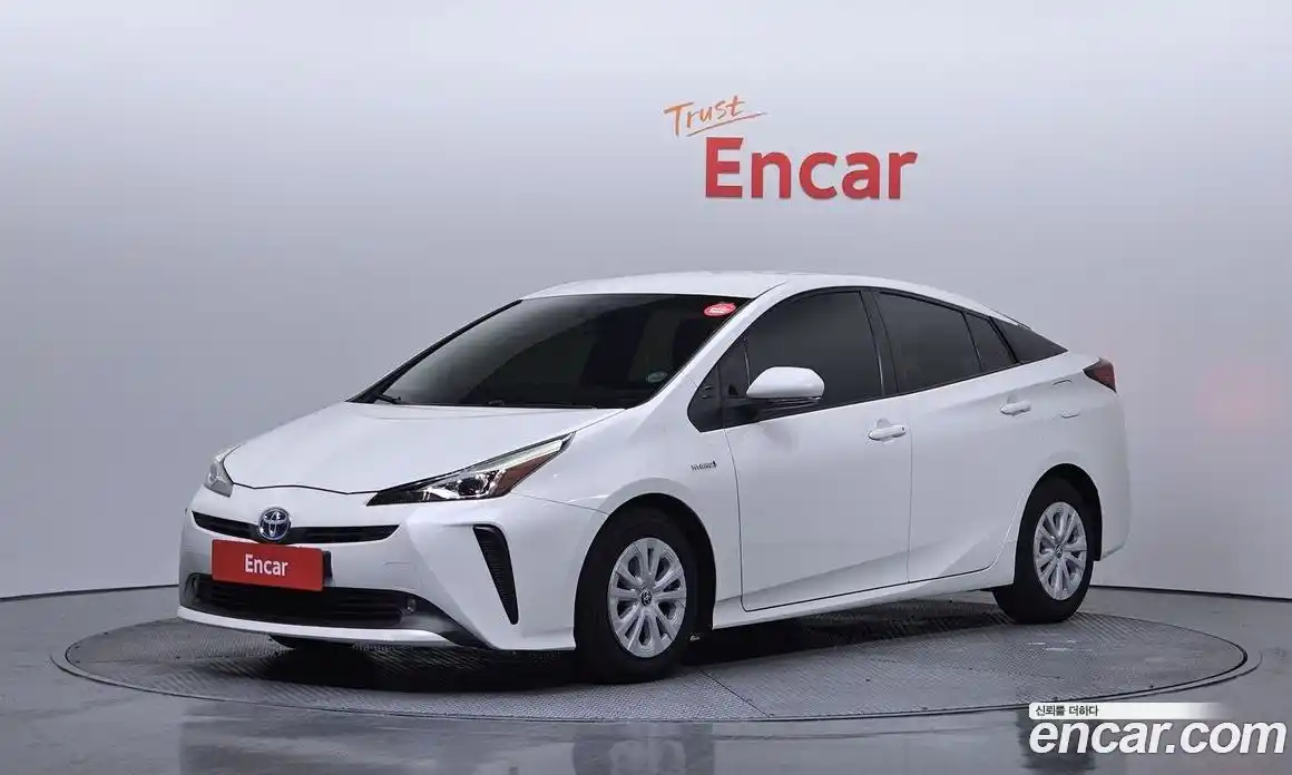 Toyota Prius 2019 1.8 Автомат в Москве № 156234, фото 4