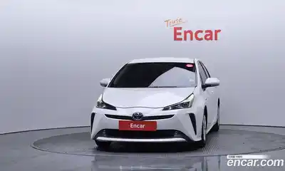 Toyota Prius 2019 1.8 Автомат в Москве № 156234, миниатюра 5