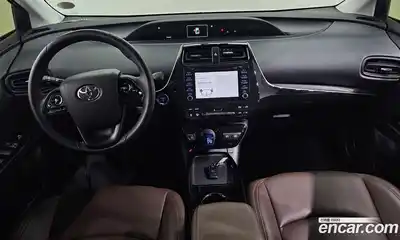 Toyota Prius 2019 1.8 Автомат в Москве № 156234, миниатюра 7