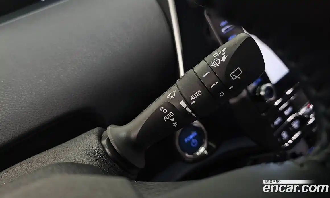 Toyota Prius 2019 1.8 Автомат в Москве № 156234, фото 9