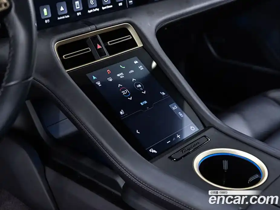 Porsche Taycan 2024 0.1 Автомат в Москве № 156843, фото 18