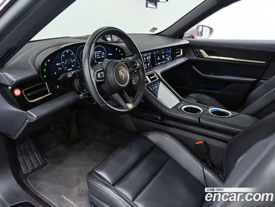 Porsche Taycan 2024 0.1 Автомат в Москве № 156843, фото 20