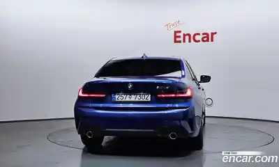 BMW 3-Series 2022 2.0 Автомат в Москве № 158032, миниатюра 4