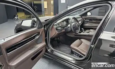 BMW 7-Series 2010 6.0 Автомат в Москве № 158181, миниатюра 11