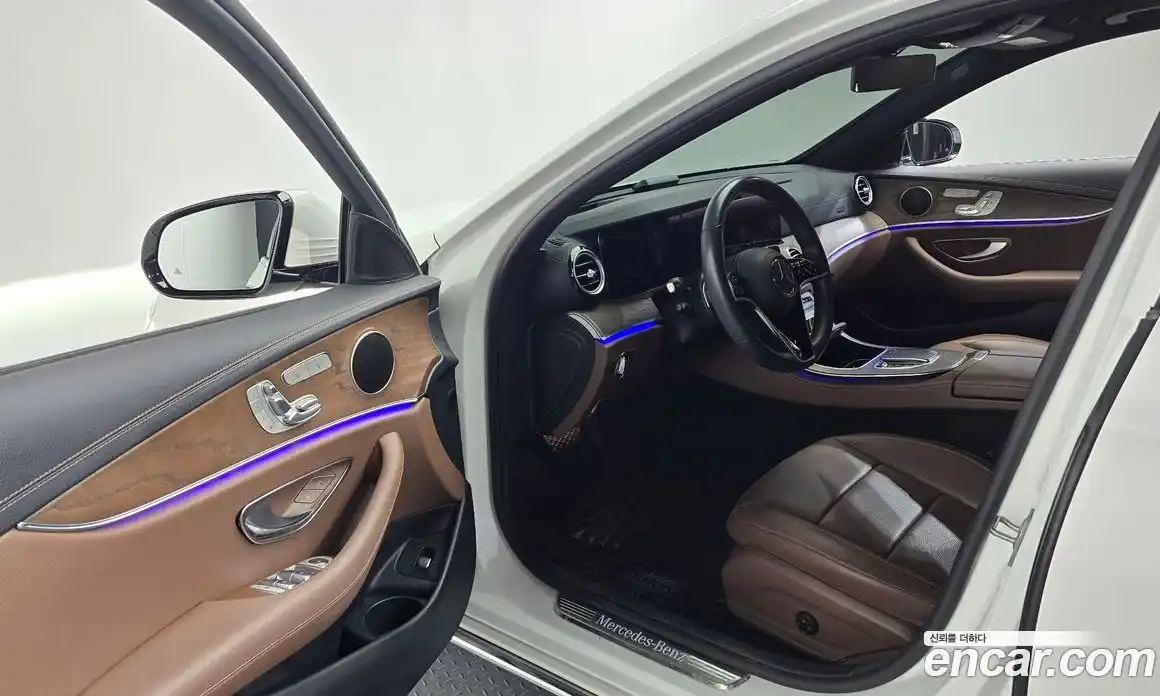 Mercedes-Benz E-Class 2022 2.0 Автомат в Москве № 161027, фото 14