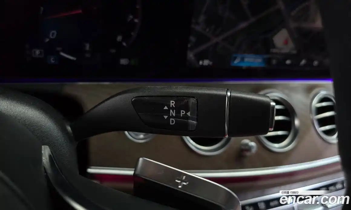 Mercedes-Benz E-Class 2022 2.0 Автомат в Москве № 161027, фото 17