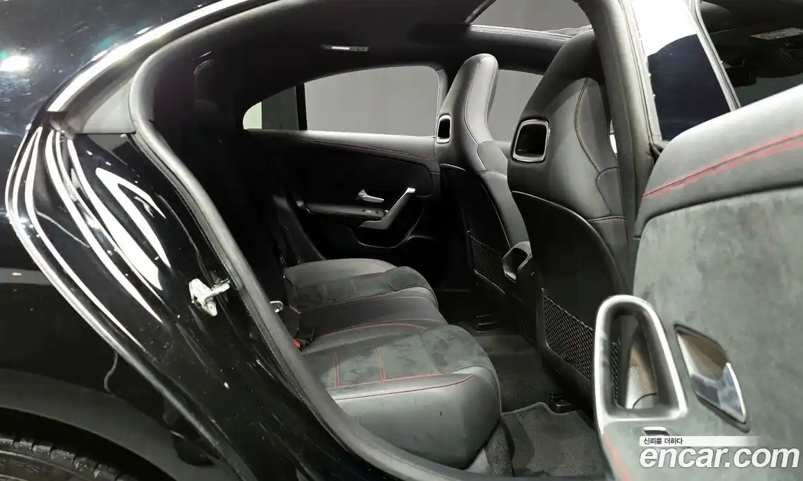 Mercedes-Benz CLA-Class 2021 2.0 Автомат в Москве № 161155, фото 12