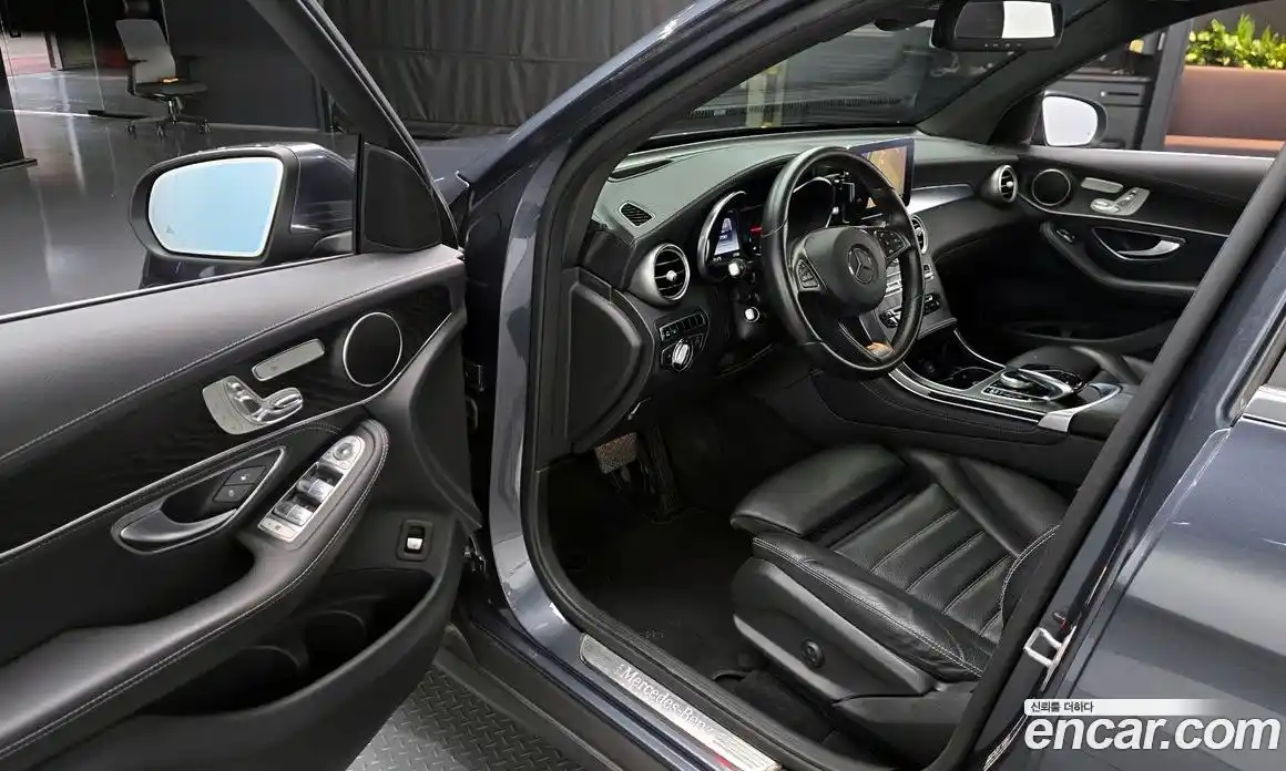 Mercedes-Benz GLC-Class 2016 2.1 Автомат в Москве № 161299, фото 11