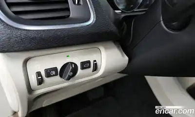 Volvo V40 2014 1.6 Автомат в Москве № 161919, миниатюра 5