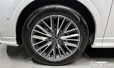 Audi Q3 2023 2.0 Автомат в Москве № 162418, миниатюра 5