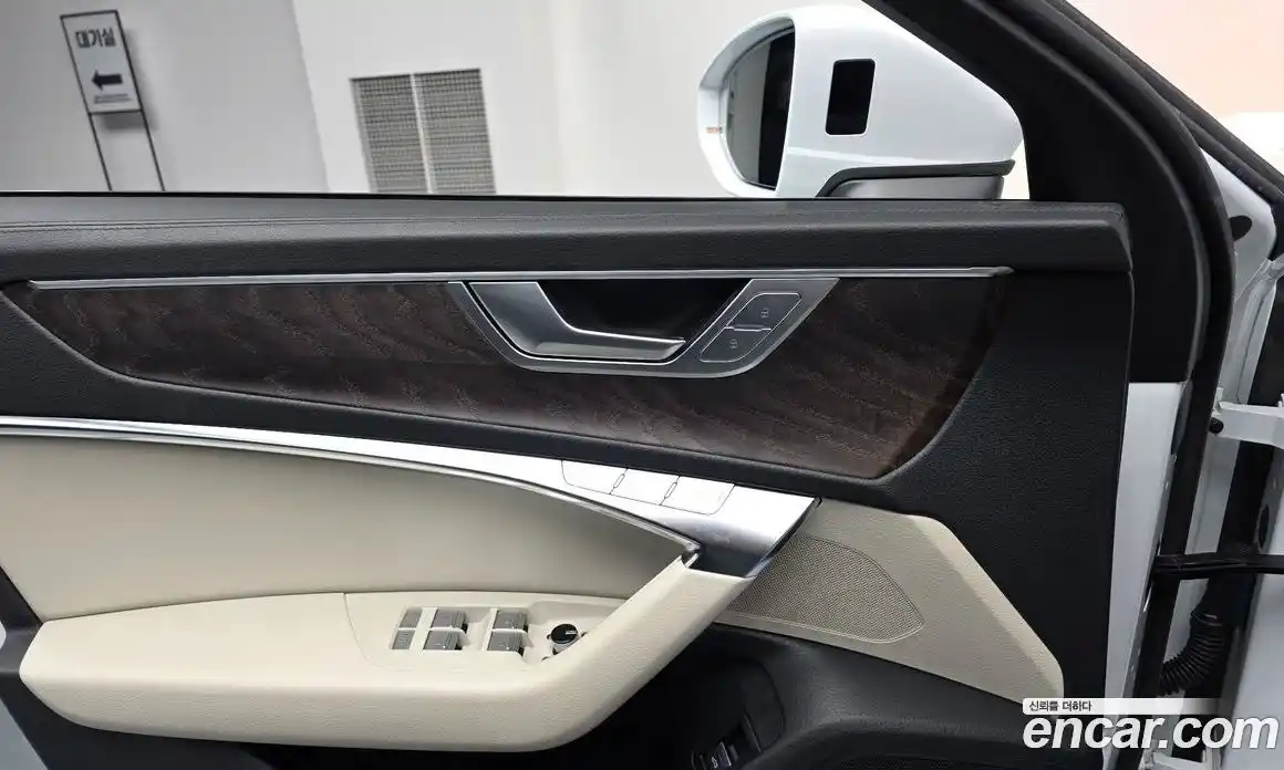 Audi A6 2023 2.0 Автомат в Москве № 162518, фото 19