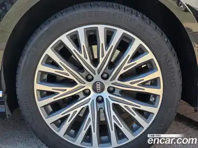 Audi A8 2022 3.0 Автомат в Москве № 163067, миниатюра 5