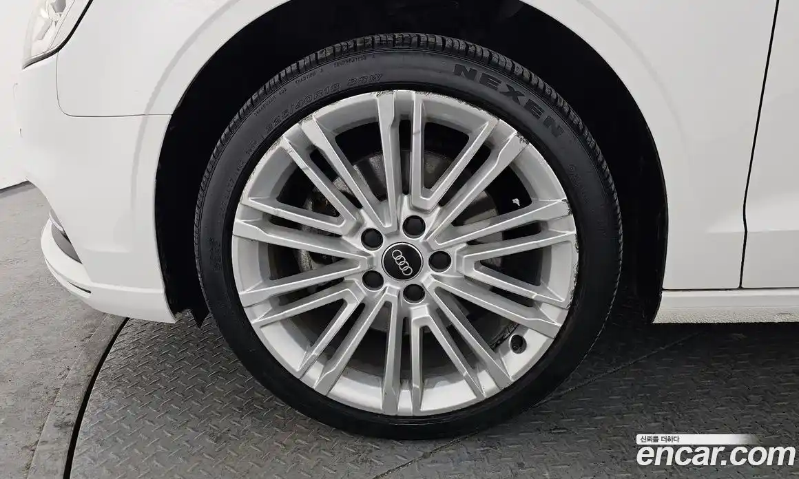 Audi A3 2018 2.0 Автомат в Москве № 163492, фото 12