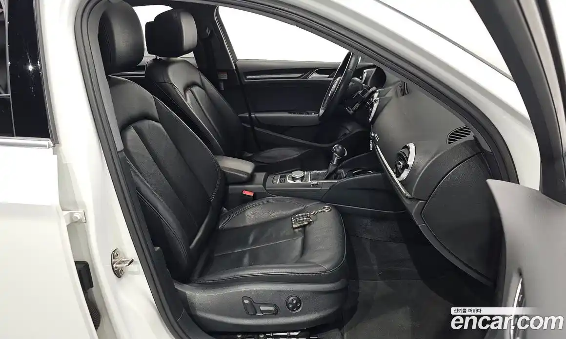 Audi A3 2018 2.0 Автомат в Москве № 163492, фото 6