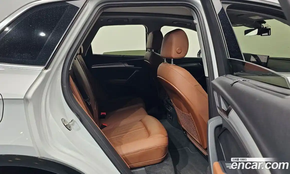 Audi Q5 2022 2.0 Автомат в Москве № 163549, фото 12