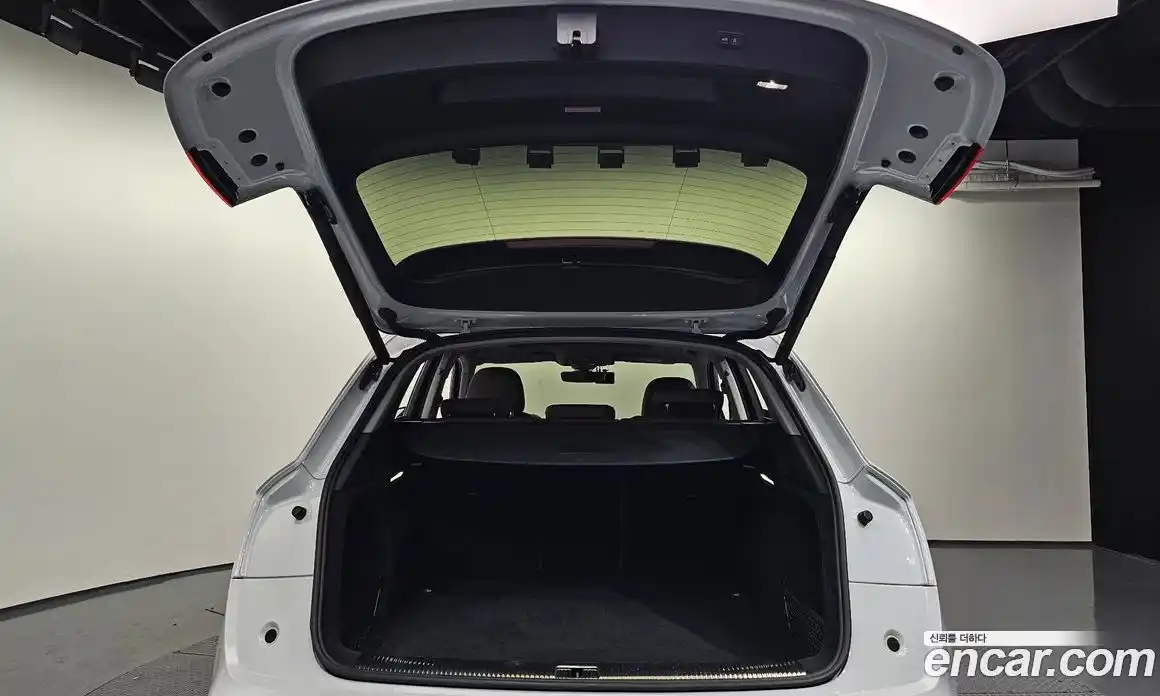 Audi Q5 2022 2.0 Автомат в Москве № 163549, фото 20