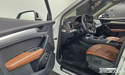 Audi Q5 2022 2.0 Автомат в Москве № 163549, миниатюра 10