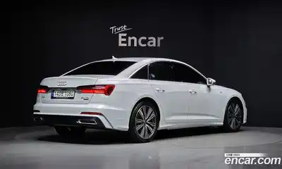 Audi A6 2023 2.0 Автомат в Москве № 163779, миниатюра 2