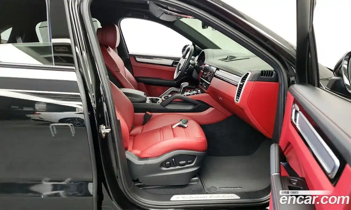 Porsche Cayenne 2023 3.0 Автомат в Москве № 165232, фото 11