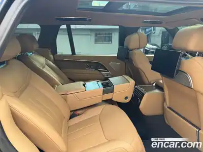 Land Rover Range-Rover 2024 4.4 Автомат в Москве № 166025, миниатюра 9