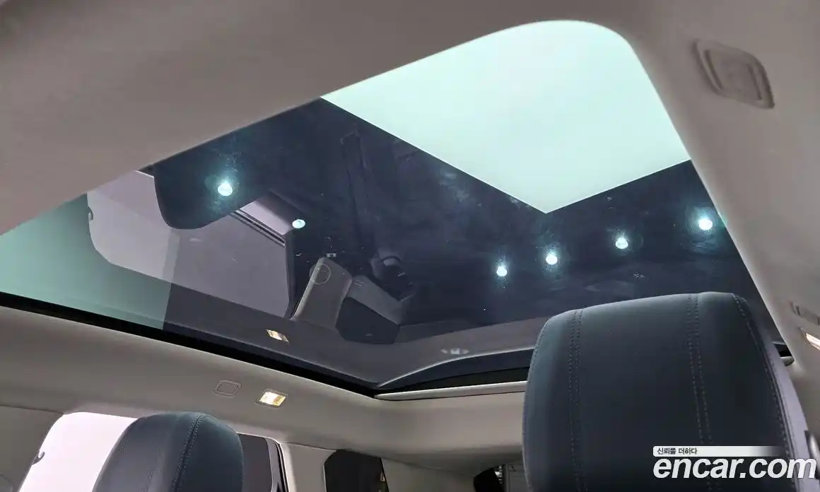 Land Rover Range-Rover Evoque 2020 2.0 Автомат в Москве № 166158, фото 12