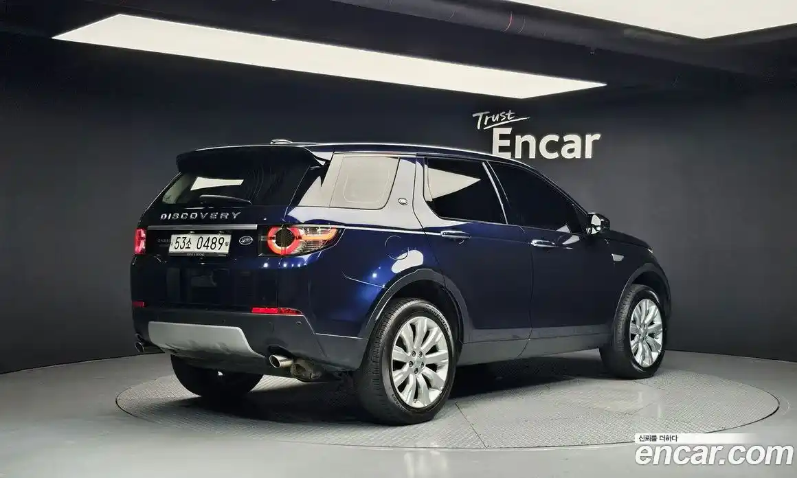 Land Rover Discovery Sport 2016 2.0 Автомат в Москве № 166386, фото 8