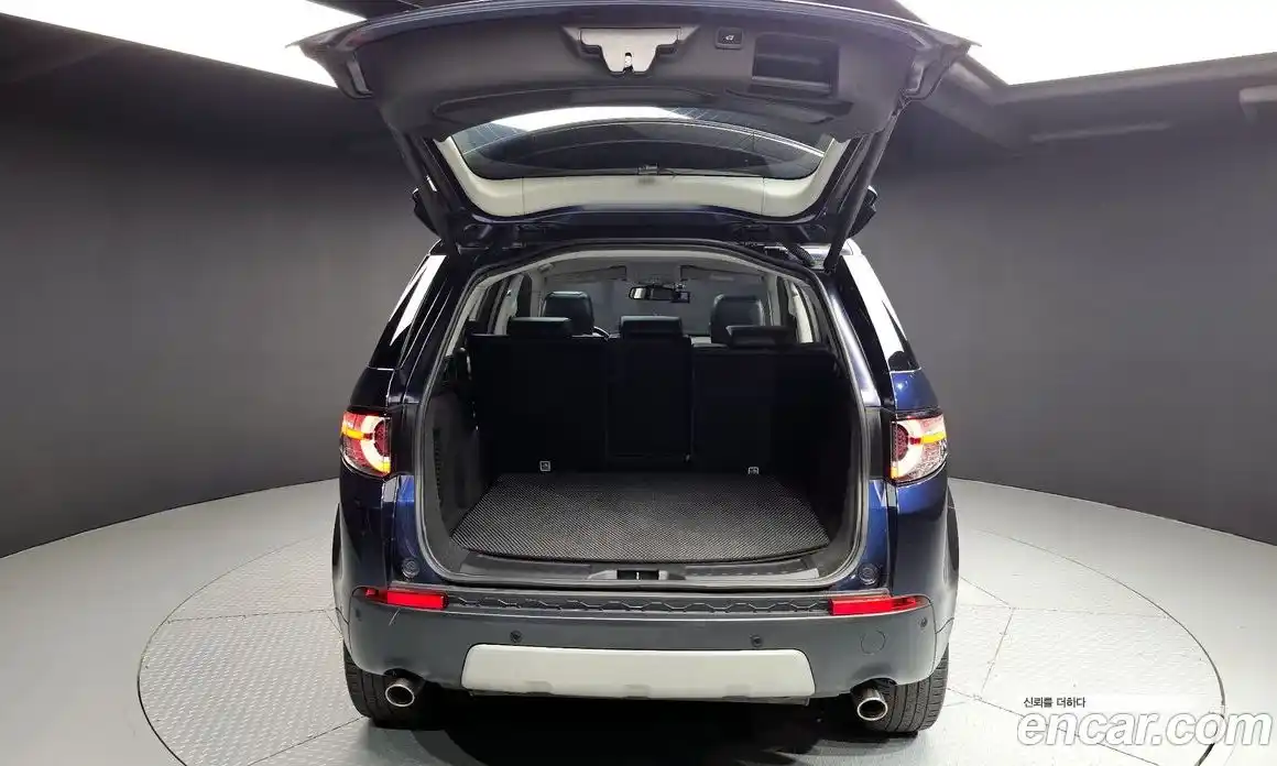 Land Rover Discovery Sport 2016 2.0 Автомат в Москве № 166386, фото 10