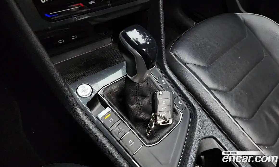 Volkswagen Tiguan 2023 2.0 Автомат в Москве № 168680, фото 11