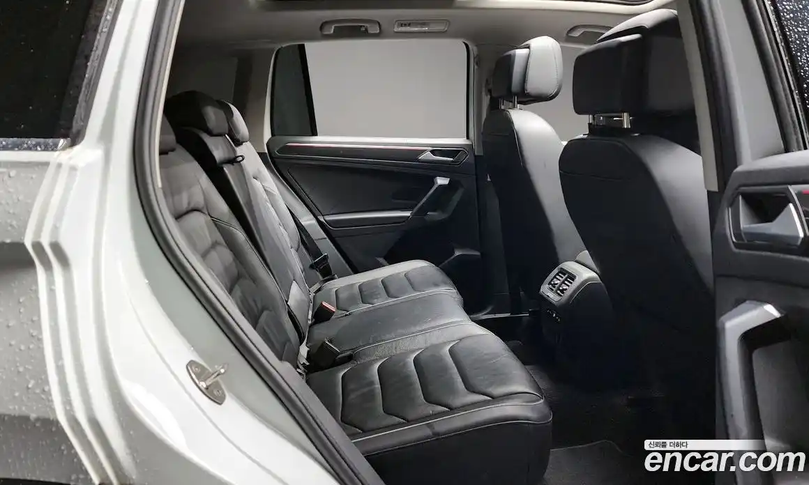 Volkswagen Tiguan 2023 2.0 Автомат в Москве № 168680, фото 16