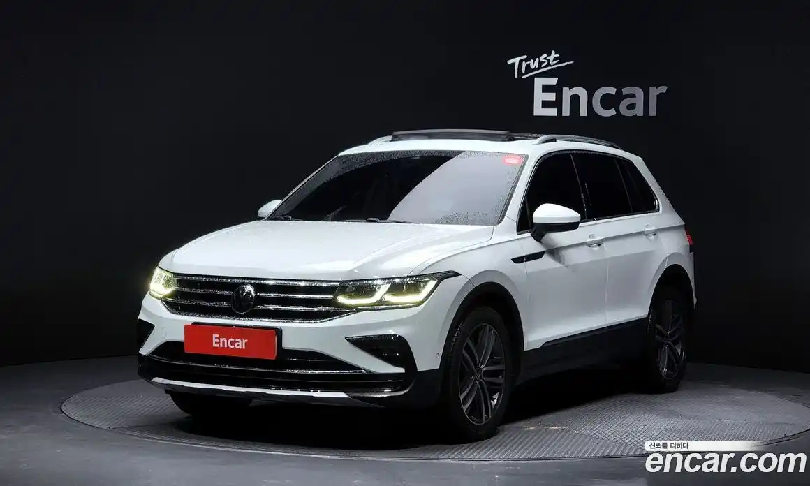 Volkswagen Tiguan 2023 2.0 Автомат в Москве № 168680, фото 10