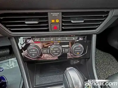 Volkswagen Jetta 2020 1.4 Автомат в Москве № 169259, миниатюра 12