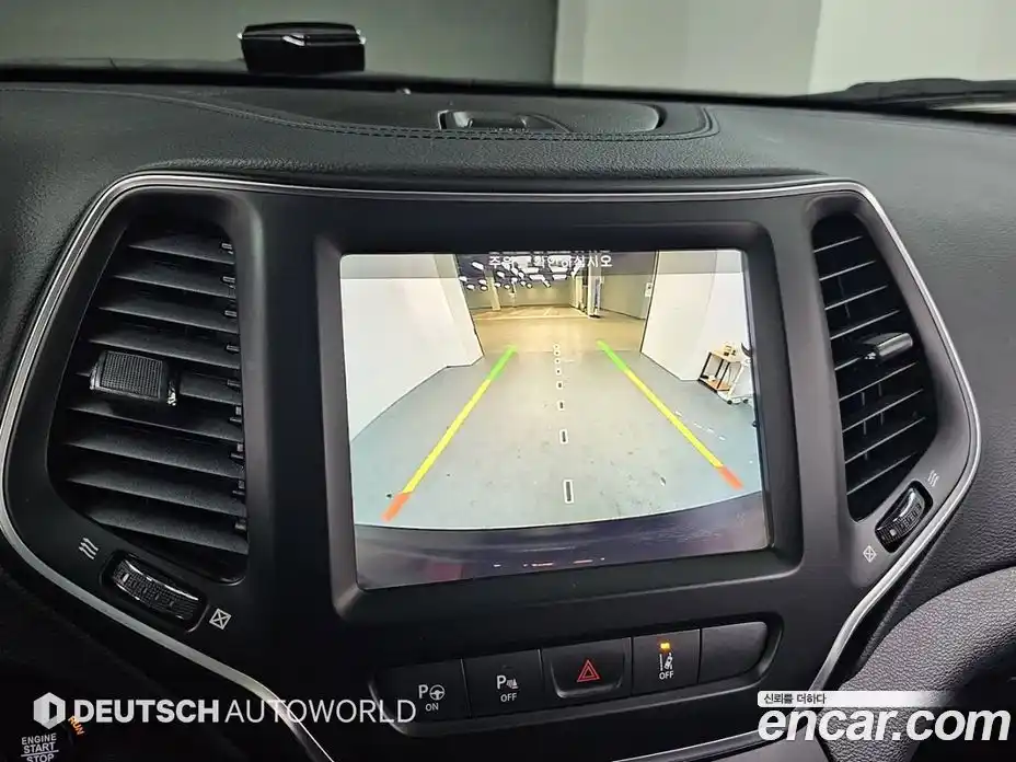 Jeep Cherokee 2019 2.4 Автомат в Москве № 170018, фото 15