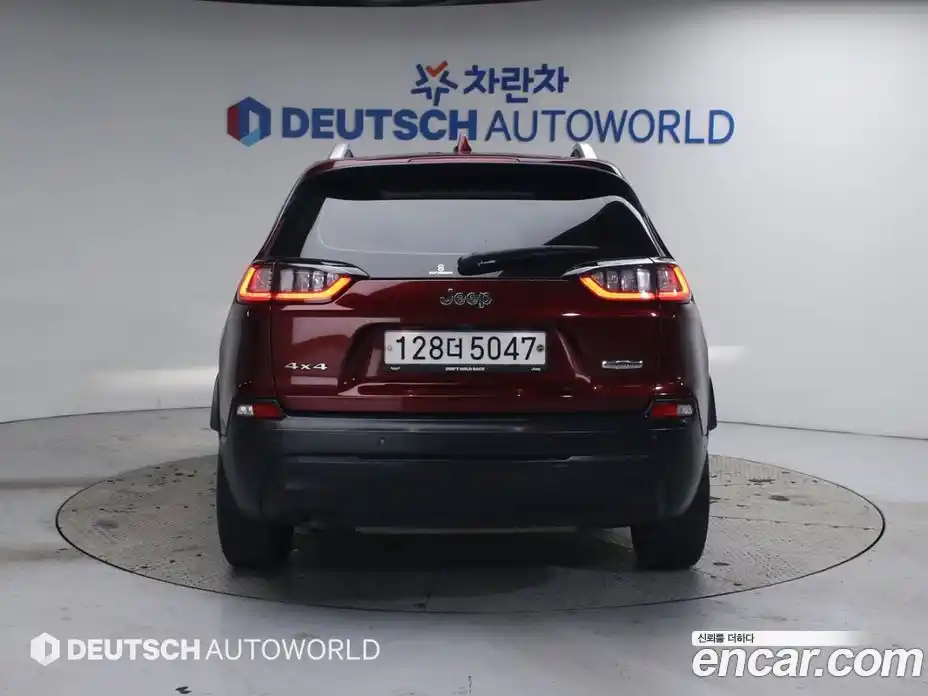 Jeep Cherokee 2019 2.4 Автомат в Москве № 170018, фото 4