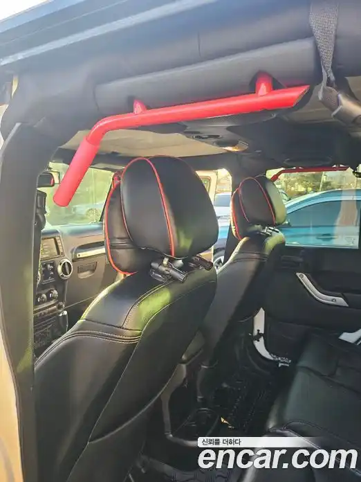 Jeep Wrangler 2015 2.8 Автомат в Москве № 170090, фото 13