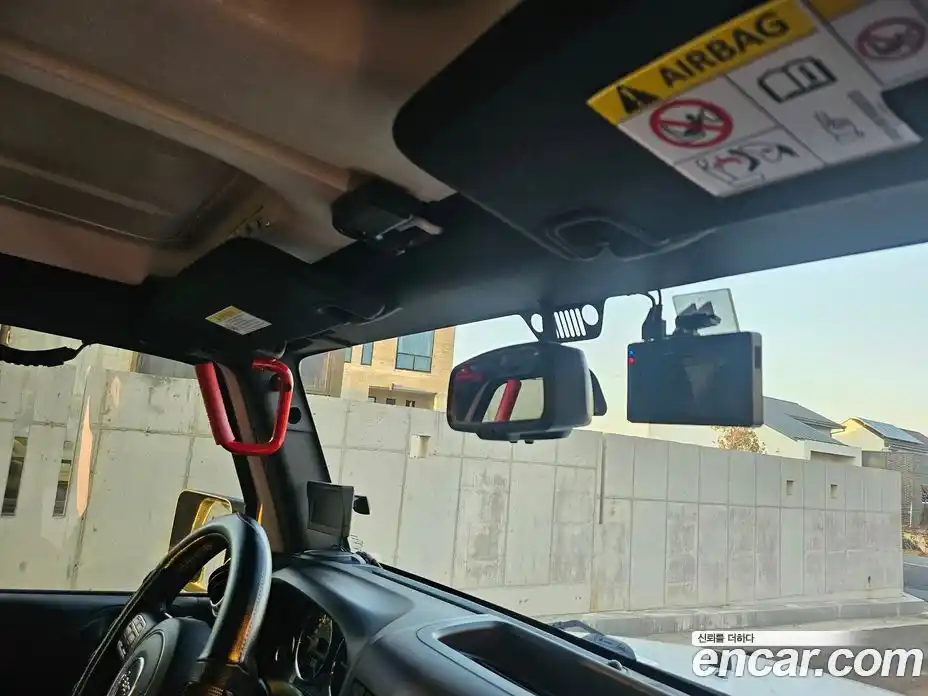 Jeep Wrangler 2015 2.8 Автомат в Москве № 170090, фото 15