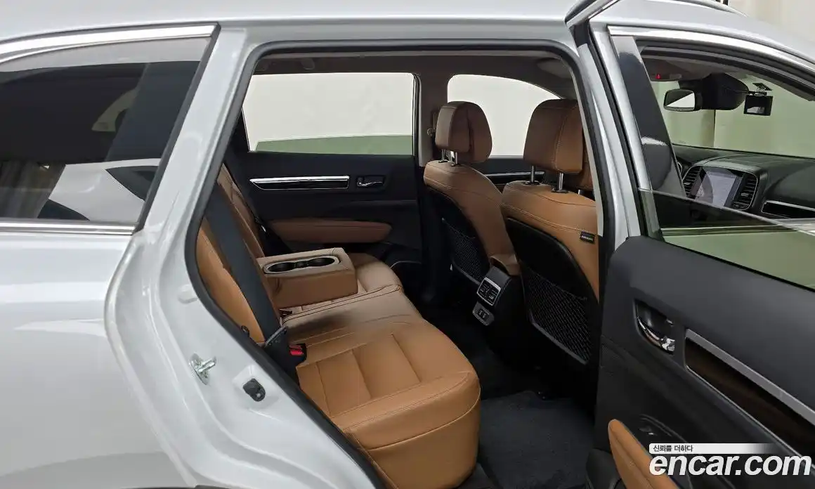 Renault QM6 2024 2.0 Автомат в Москве № 176748, фото 14