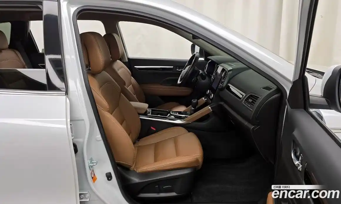 Renault QM6 2024 2.0 Автомат в Москве № 176748, фото 18