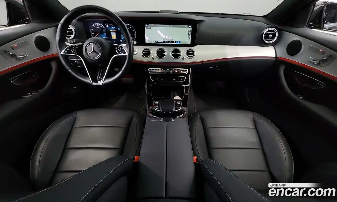 Mercedes-Benz E-Class 2021 2.0 Автомат в Москве № 178427, фото 4