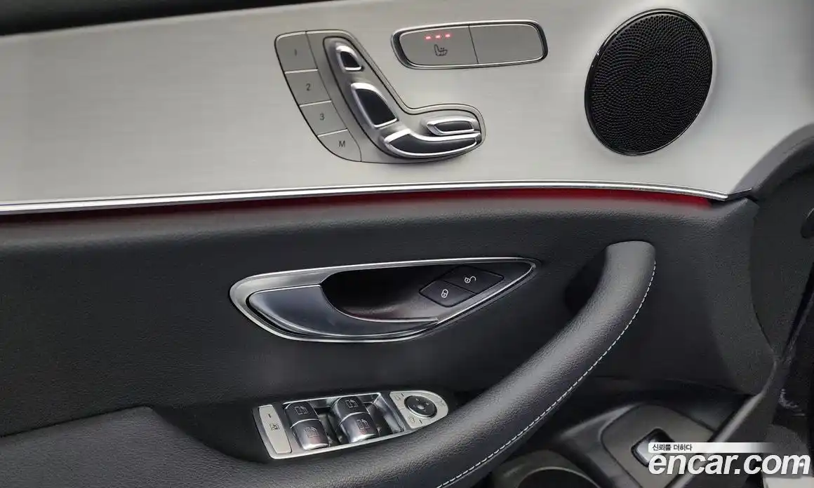 Mercedes-Benz E-Class 2021 2.0 Автомат в Москве № 178427, фото 6