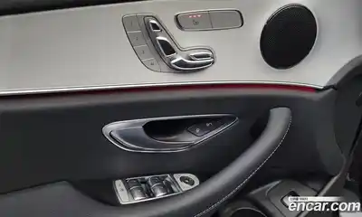 Mercedes-Benz E-Class 2021 2.0 Автомат в Москве № 178427, миниатюра 6