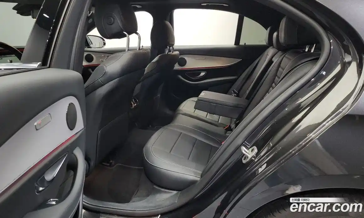 Mercedes-Benz E-Class 2021 2.0 Автомат в Москве № 178427, фото 7