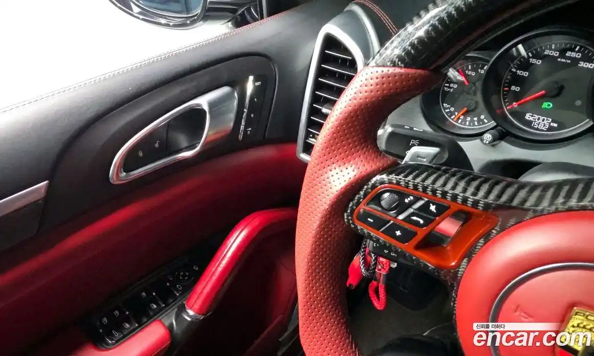 Porsche Cayenne 2014 4.8 Автомат в Москве № 181197, фото 13