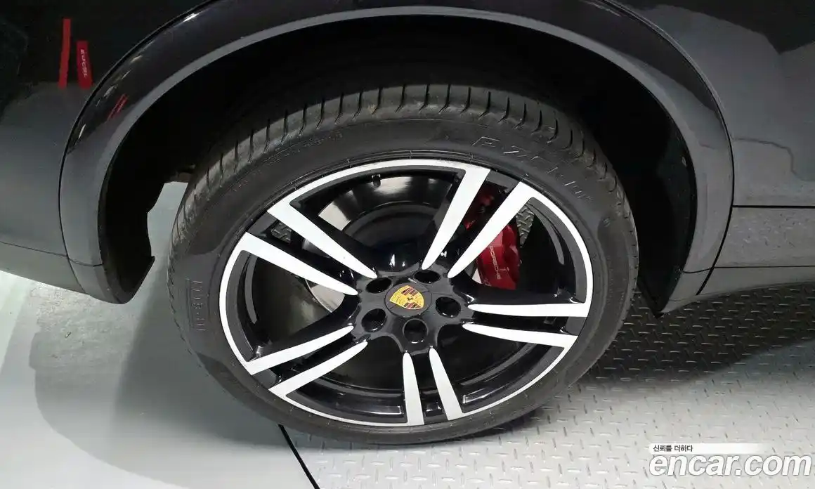 Porsche Cayenne 2014 4.8 Автомат в Москве № 181197, фото 5