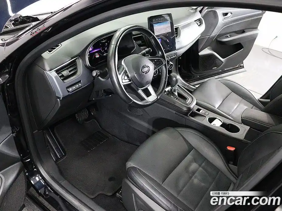 Renault XM3 2022 1.3 Автомат в Москве № 185534, фото 17