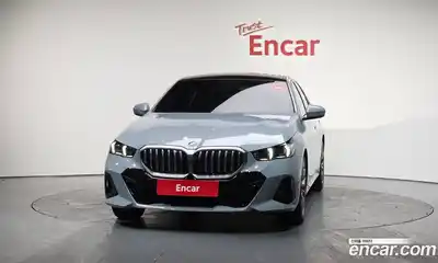 BMW 5-Series 2025 2.0 Автомат в Москве № 186944, миниатюра 2
