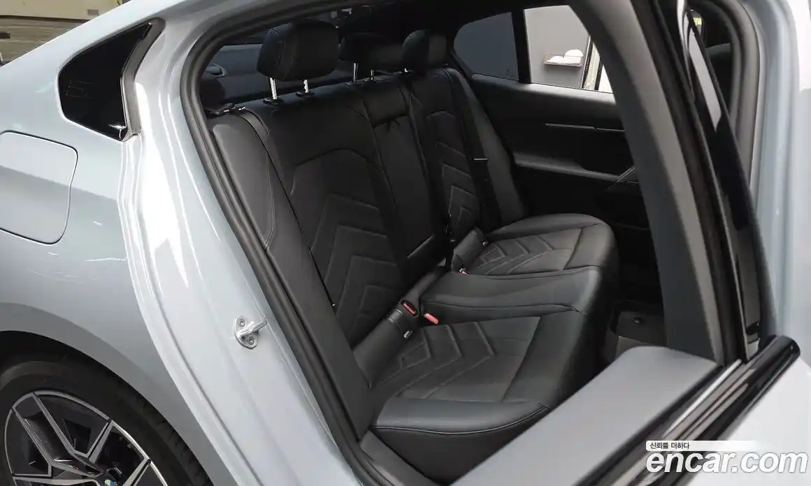 BMW 5-Series 2025 2.0 Автомат в Москве № 186944, фото 10