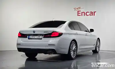 BMW 5-Series 2022 2.0 Автомат в Москве № 191158, миниатюра 2