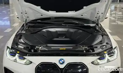 BMW i4 2023 0.2 Автомат в Москве № 191552, миниатюра 6